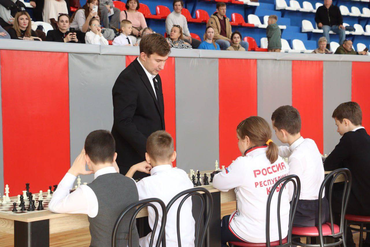 Сергей Карякин: На этот раз региональная неделя в Крыму началась с Города-героя Керчи Сергей Карякин: На этот раз региональная неделя в Крыму началась с Города-героя Керчи