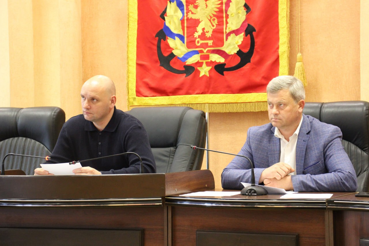 В Керчи обсудили вопросы организаций и обществ людей с ОВЗ В Керчи обсудили вопросы организаций и обществ людей с ОВЗ