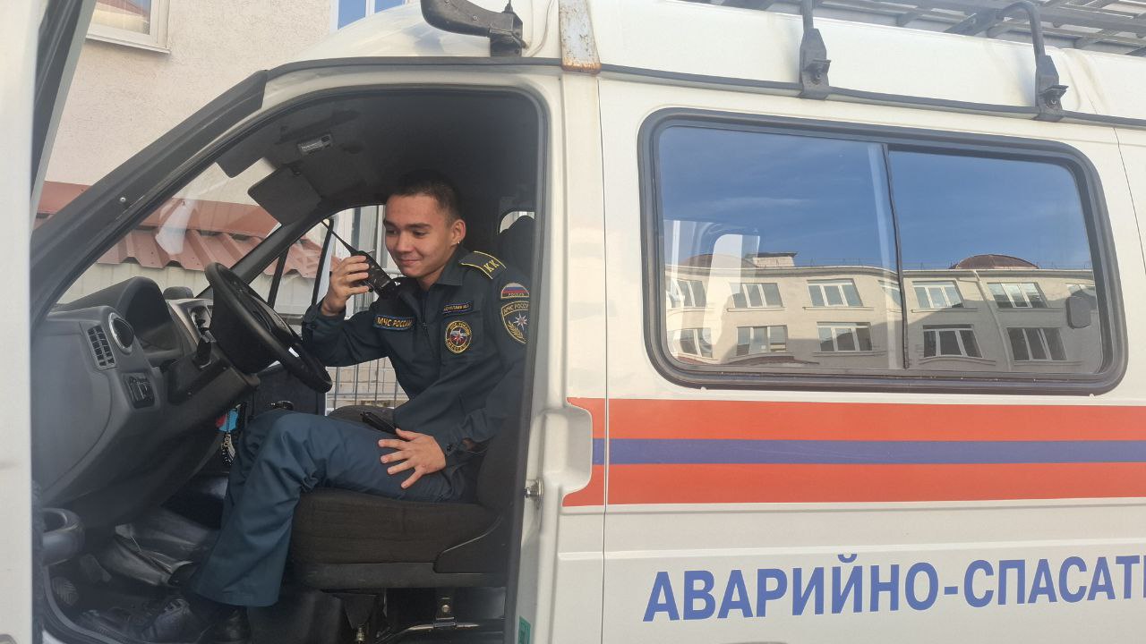 В преддверии Дня спасателя Российской Федерации сотрудники подведомственных учреждений МЧС Республики Крым проводят открытые уроки для кадетских классов МЧС России В преддверии Дня спасателя Российской Федерации сотрудники подведомственных учреждений МЧС Республики Крым проводят открытые уроки для кадетских классов МЧС России