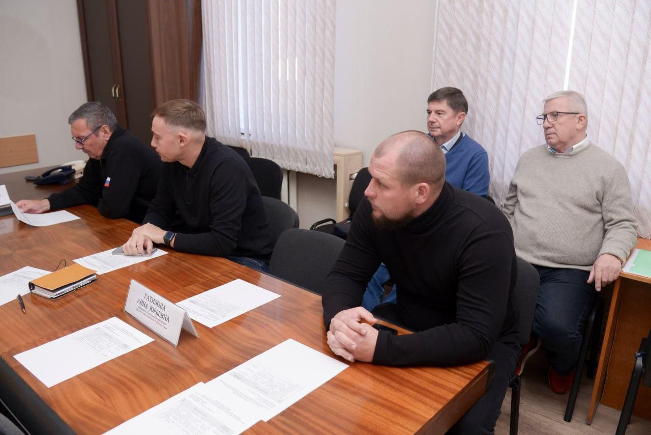 Эммилия Леонова: Провела заседание комитета по вопросам социальной политики, образования, культуры, спорта и делам молодёжи Евпаторийского городского совета Республики Крым Эммилия Леонова: Провела заседание комитета по вопросам социальной политики, образования, культуры, спорта и делам молодёжи Евпаторийского городского совета Республики Крым