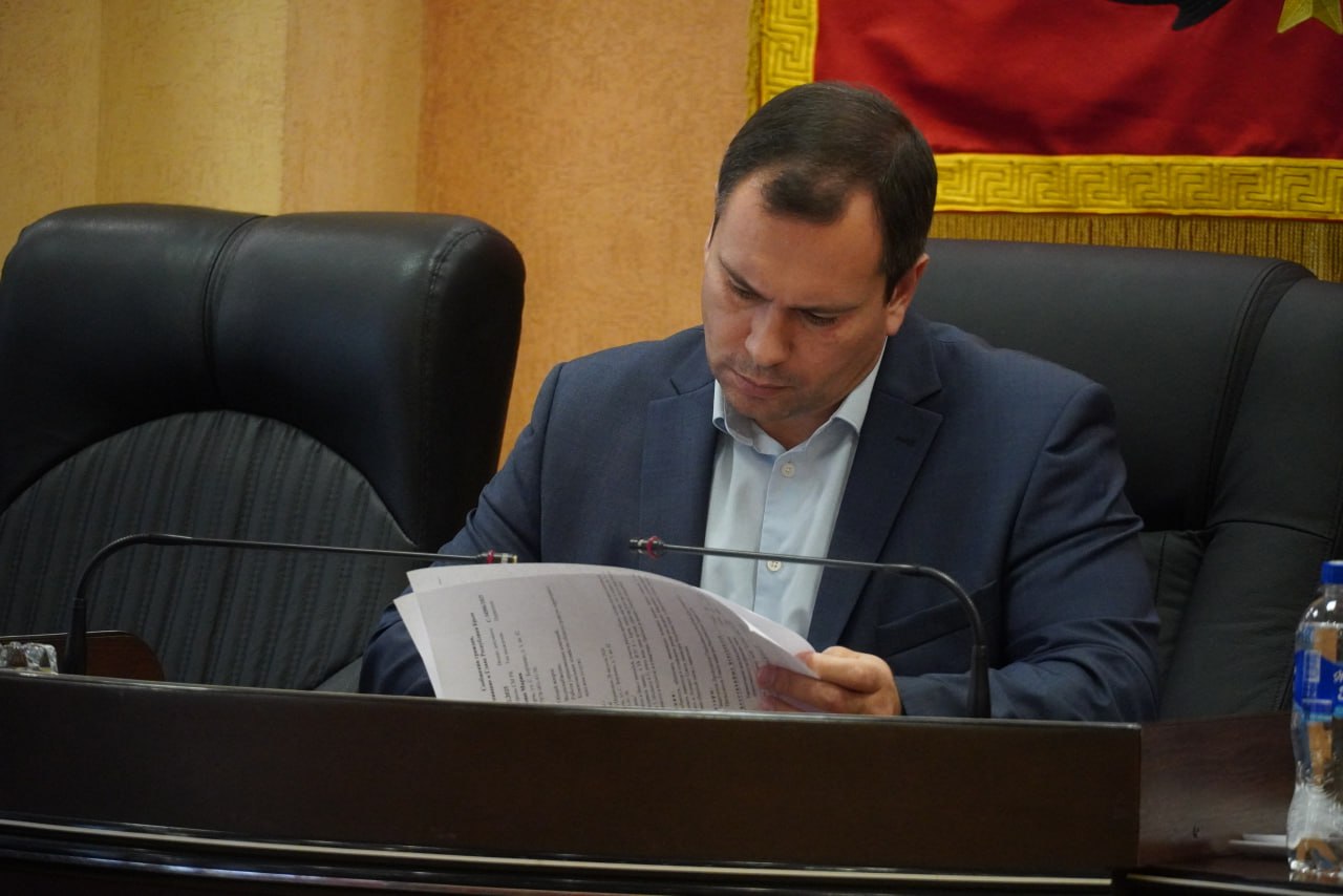 Олег Каторгин: По поручению Председателя Совета министров Республики Крым Юрия Гоцанюка провели совещание по вопросам организации работы с обращениями граждан Олег Каторгин: По поручению Председателя Совета министров Республики Крым Юрия Гоцанюка провели совещание по вопросам организации работы с обращениями граждан