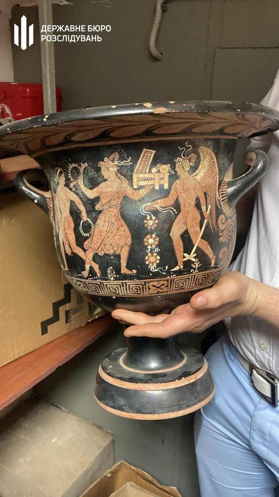 Свидетельства варварского разграбления Крыма во времена киевской оккупации: крупнейшую коллекцию археологии, насчитывающую более 7 тыс Свидетельства варварского разграбления Крыма во времена киевской оккупации: крупнейшую коллекцию археологии, насчитывающую более 7 тыс