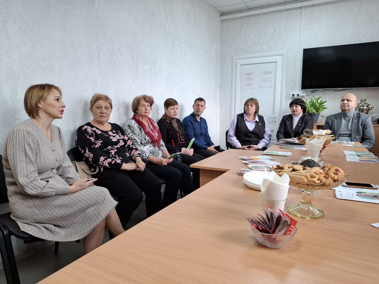 В Центре социального обслуживания граждан пожилого возраста и инвалидов состоялось заседание круглого стола, посвященного Дню инвалидов В Центре социального обслуживания граждан пожилого возраста и инвалидов состоялось заседание круглого стола, посвященного Дню инвалидов