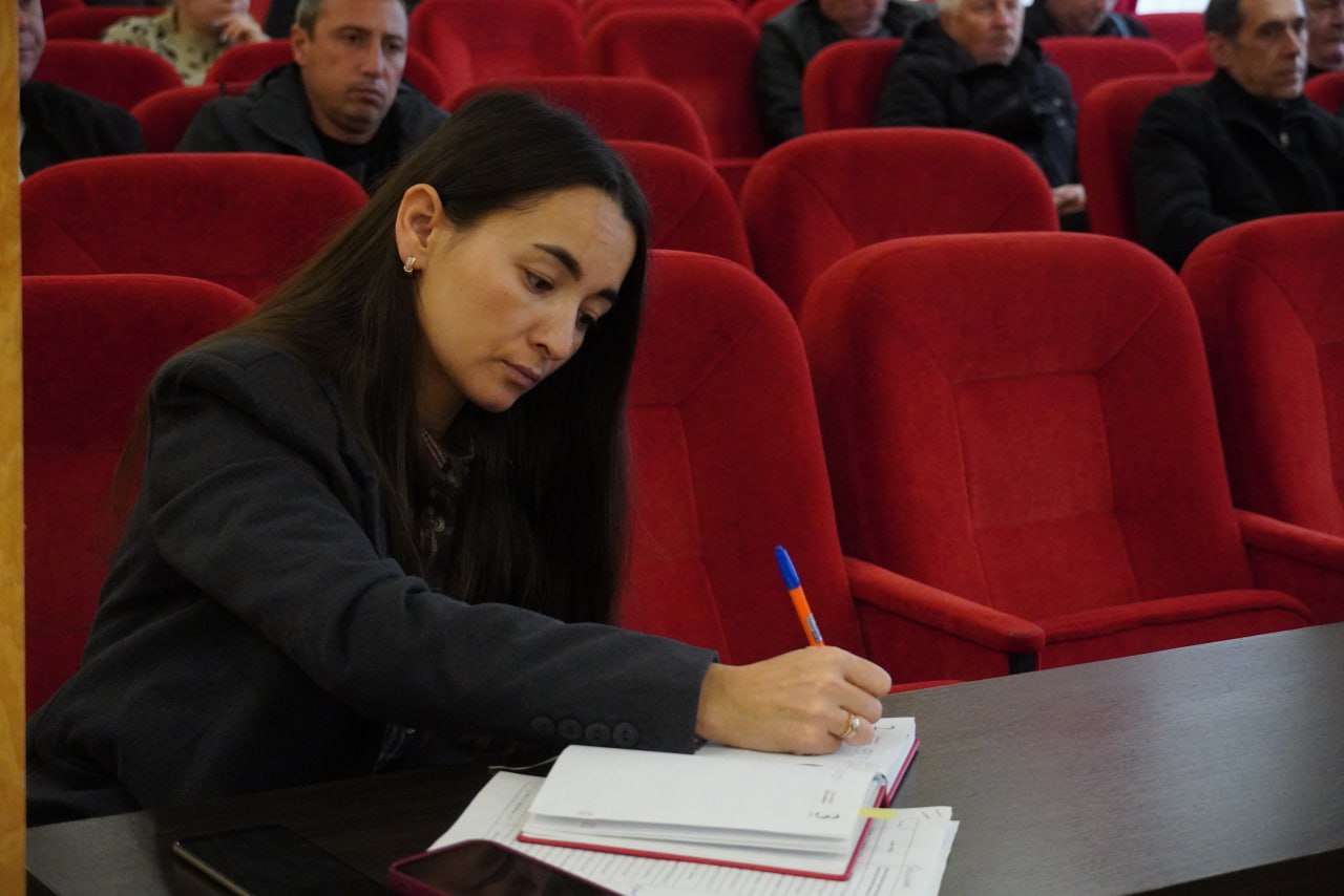 Олег Каторгин: По поручению Председателя Совета министров Республики Крым Юрия Гоцанюка провели совещание по вопросам организации работы с обращениями граждан Олег Каторгин: По поручению Председателя Совета министров Республики Крым Юрия Гоцанюка провели совещание по вопросам организации работы с обращениями граждан