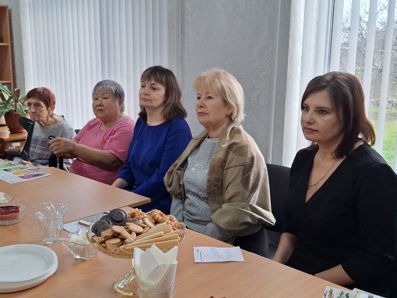 В Центре социального обслуживания граждан пожилого возраста и инвалидов состоялось заседание круглого стола, посвященного Дню инвалидов В Центре социального обслуживания граждан пожилого возраста и инвалидов состоялось заседание круглого стола, посвященного Дню инвалидов