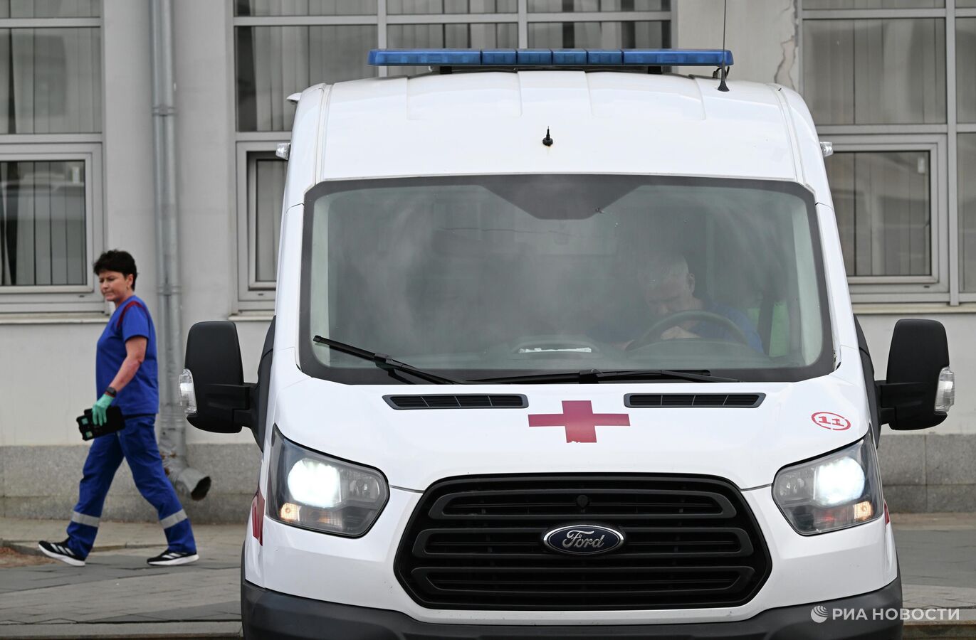 В Крыму сообщили о состоянии раненных топором матери с ребенком