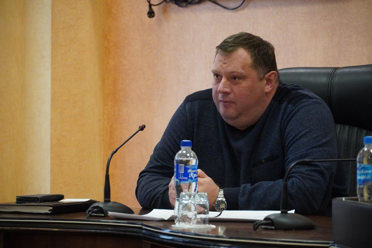 Олег Каторгин: По поручению Председателя Совета министров Республики Крым Юрия Гоцанюка провели совещание по вопросам организации работы с обращениями граждан Олег Каторгин: По поручению Председателя Совета министров Республики Крым Юрия Гоцанюка провели совещание по вопросам организации работы с обращениями граждан