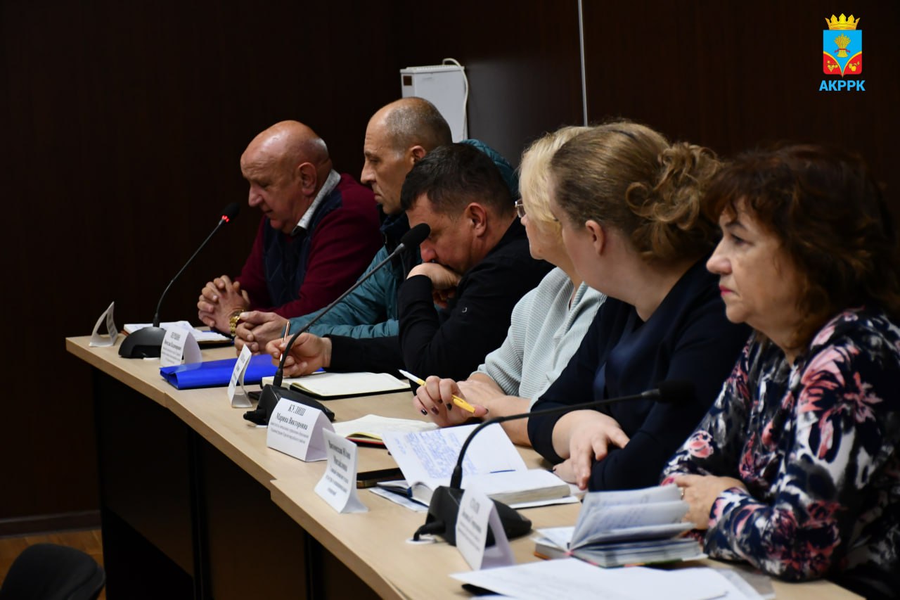 Глава Администрации района провел аппаратное совещание Глава Администрации района провел аппаратное совещание