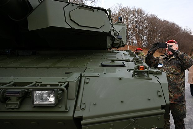 Депутат Шеремет: Подготовка ЕС к войне с Россией — опасный сигнал всему миру