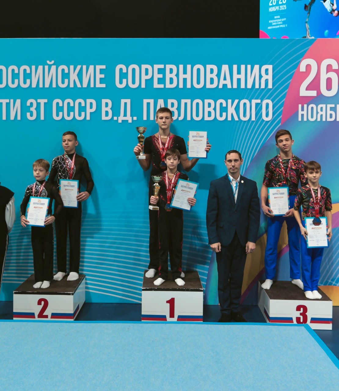 Генеральный директор АНО «Телерадиокомпания «Крым»», председатель Крымского отделения Союза журналистов России, член Общественного совета программы «Герои Крыма» Вадим Первых рассказал, какие знания особенно важно получить... Генеральный директор АНО «Телерадиокомпания «Крым»», председатель Крымского отделения Союза журналистов России, член Общественного совета программы «Герои Крыма» Вадим Первых рассказал, какие знания особенно важно получить...