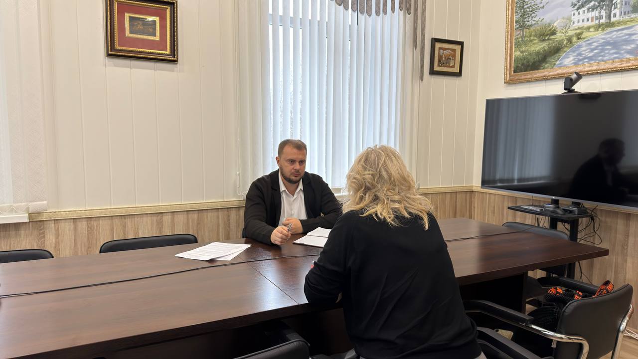 Антон Кравец: Приемы граждан, которые я провожу – это важно, это одно из важнейших составляющих эффективной работы Антон Кравец: Приемы граждан, которые я провожу – это важно, это одно из важнейших составляющих эффективной работы