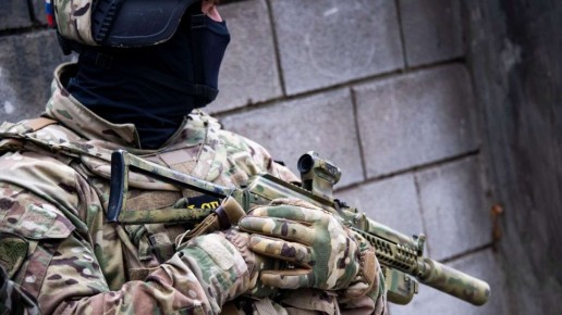 Чиновника МО взяли за взятки при технадзоре военных авто в Крыму