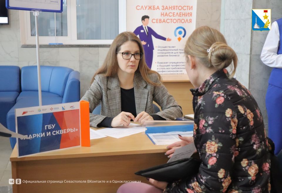 ���������� ������������ ���������� ����� 450 �������� � ���������� �� 115 ����� ������ �� ������ ������ ������������ ��� ������