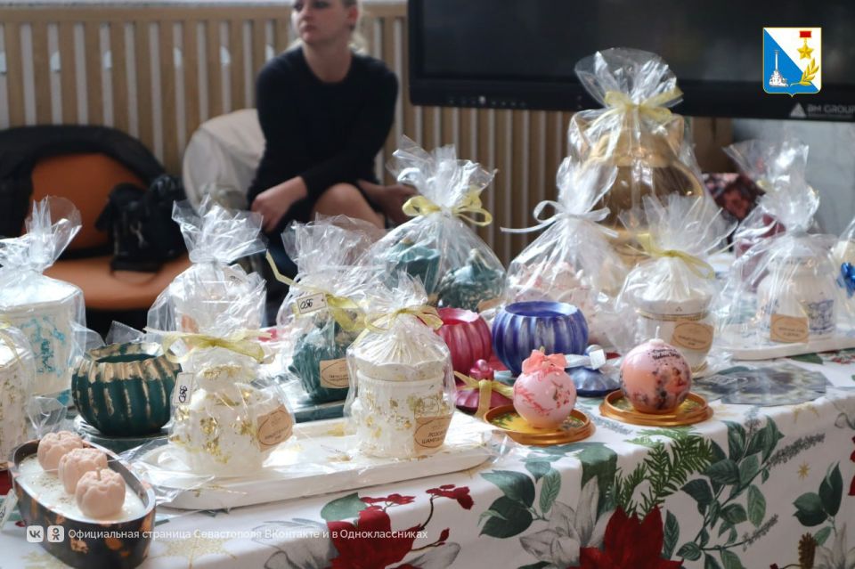 ���������� ������������ ���������� ����� 450 �������� � ���������� �� 115 ����� ������ �� ������ ������ ������������ ��� ������