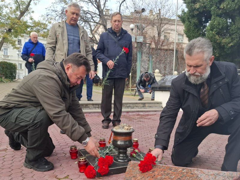 ������ ����������� ������ ������� � �����������