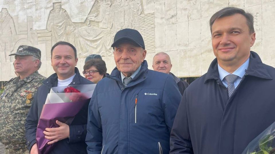 �������� ������� ������������� ����� �������� ������� ������� 99-� ���� ��������