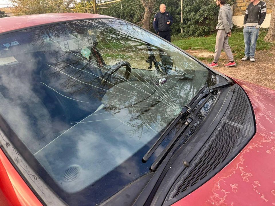 ��� 8-������ ������� �� �������� ������ ��� ������ � �����