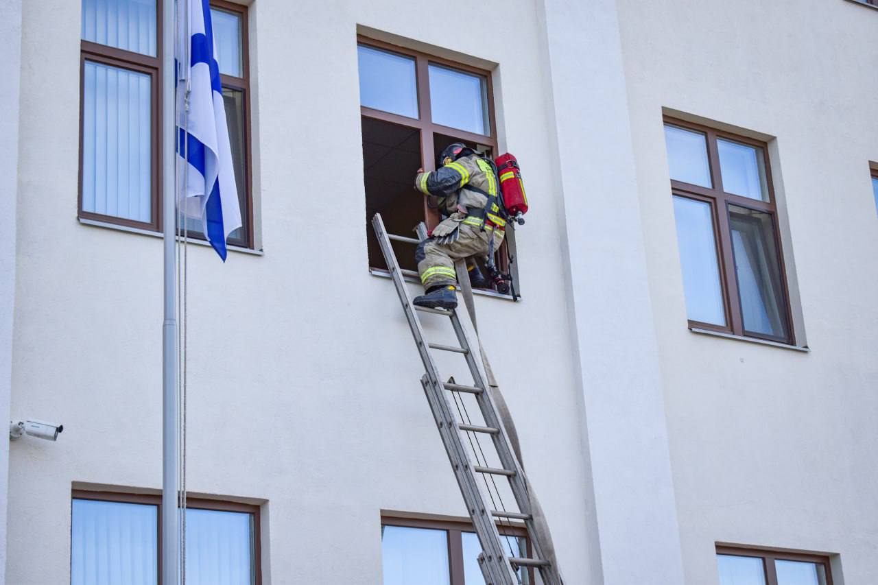 Пожарно-тактические учения в кадетском корпусе
