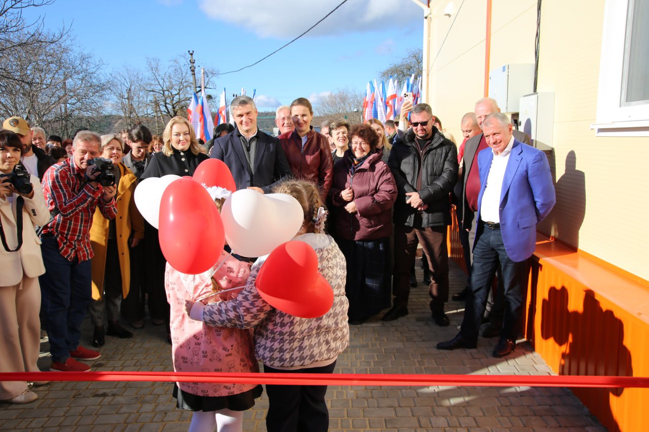 Дмитрий Скобликов: В поселке Научный открыли новую врачебную амбулаторию Дмитрий Скобликов: В поселке Научный открыли новую врачебную амбулаторию
