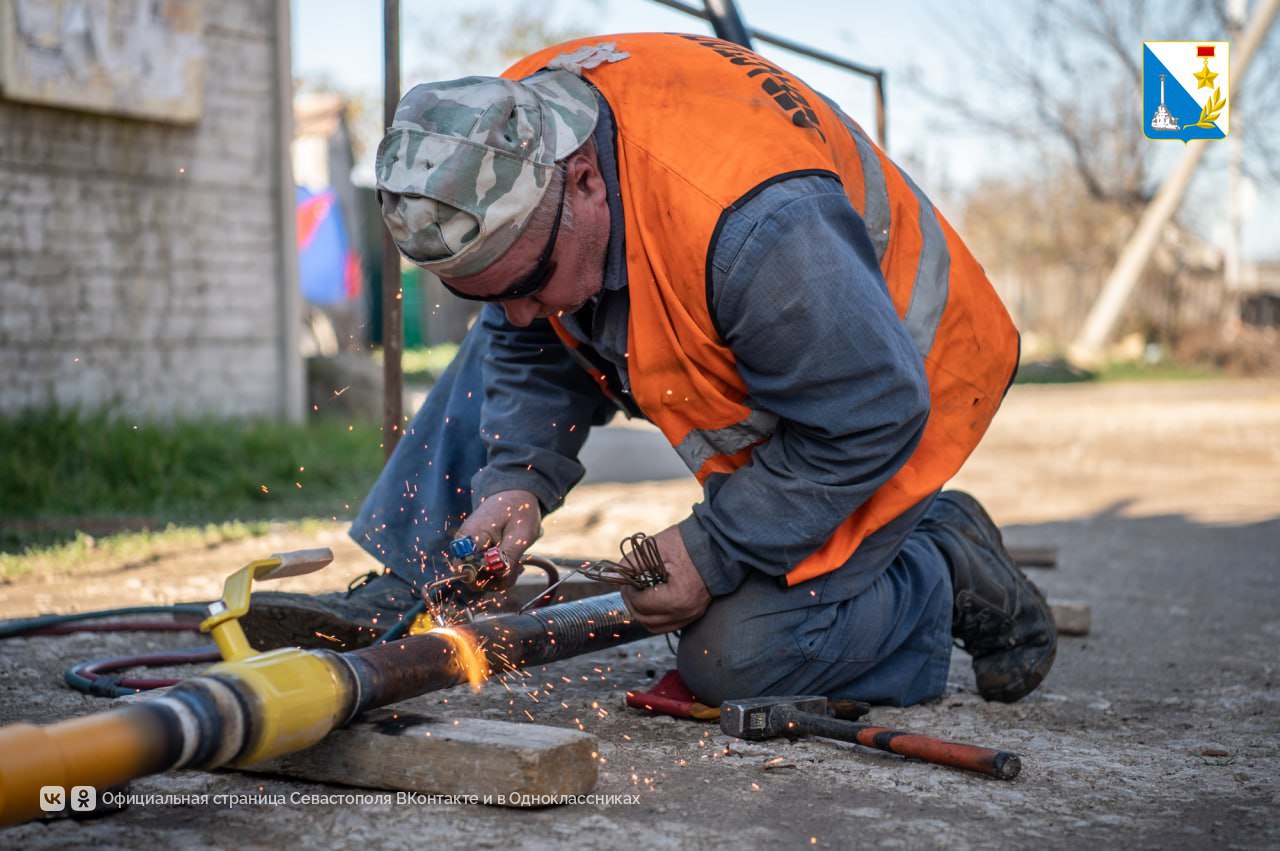 Работаем с обращениями севастопольцев по итогам прямой линии губернатора Михаила Развожаева