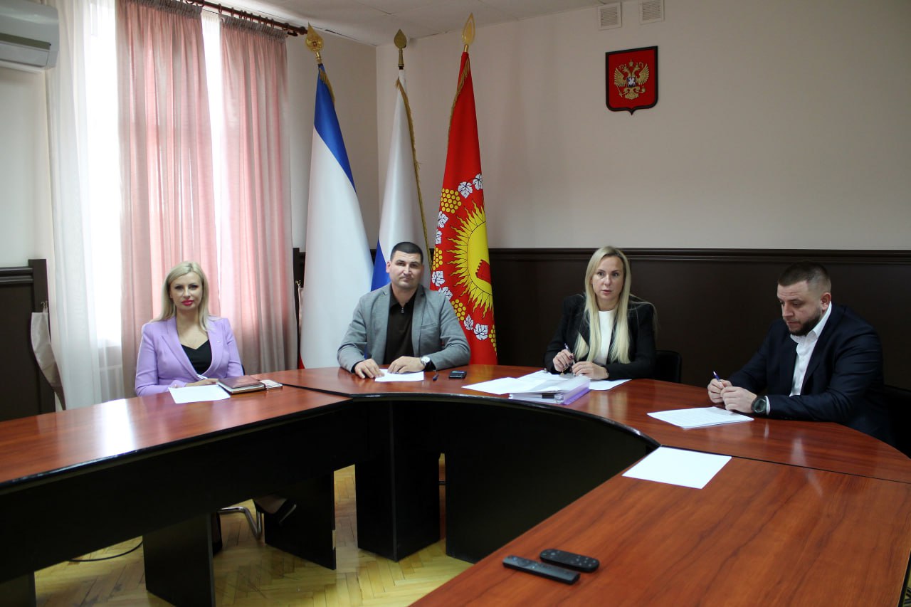 Сегодня состоялась внеочередная 27 сессия Судакского городского совета Сегодня состоялась внеочередная 27 сессия Судакского городского совета