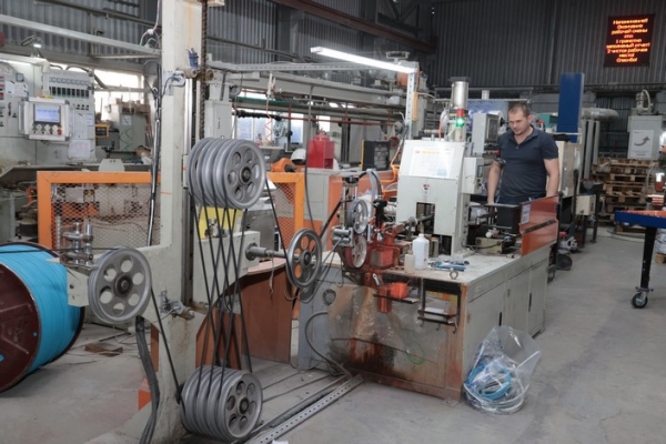 Владимир Константинов посетил промышленные предприятия Симферополя Владимир Константинов посетил промышленные предприятия Симферополя