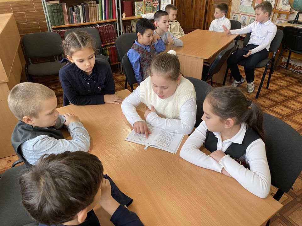 В библиотеках Белогорского района проведены мероприятия в рамках Республиканского читательского марафона «Получи радость чтения» В библиотеках Белогорского района проведены мероприятия в рамках Республиканского читательского марафона «Получи радость чтения»