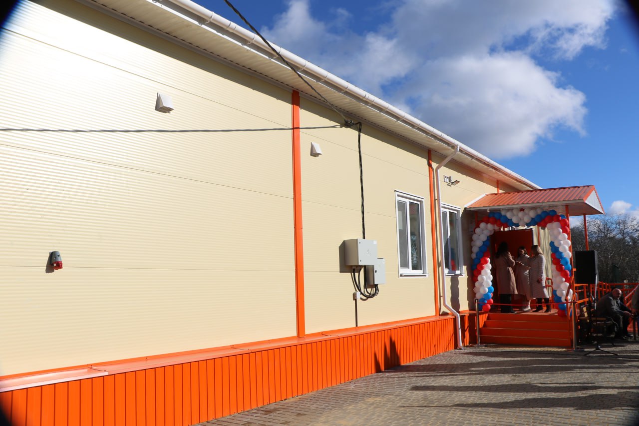 Торжественно открыта новая амбулатория в посёлке Научный Бахчисарайского района Торжественно открыта новая амбулатория в посёлке Научный Бахчисарайского района