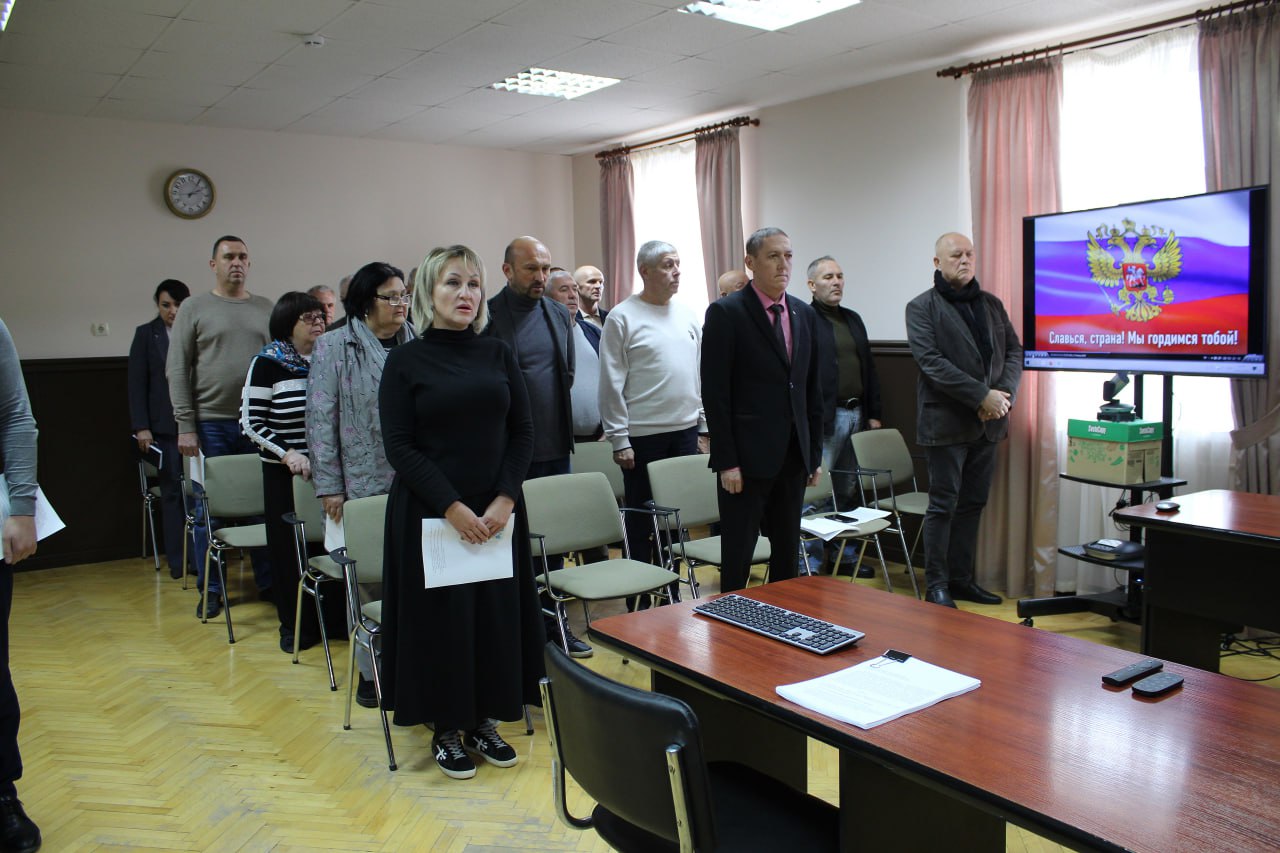 Сегодня состоялась внеочередная 27 сессия Судакского городского совета