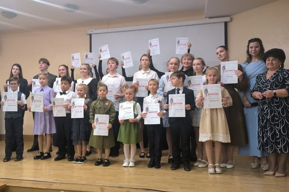 В Центральной библиотеке Крыма состоялся читательский марафон «Получи радость чтения»