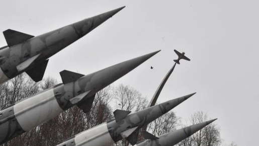 В Севастополе работает система ПВО: сбиты две воздушные цели