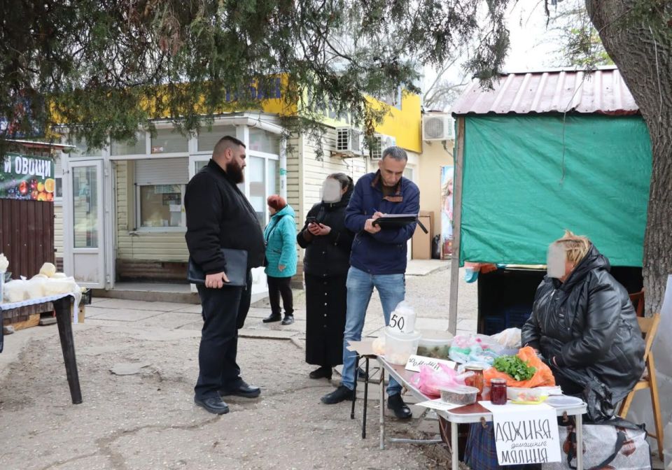 Олег Каторгин: Работа по пресечению незаконной торговли в Керчи ведется на регулярной основе