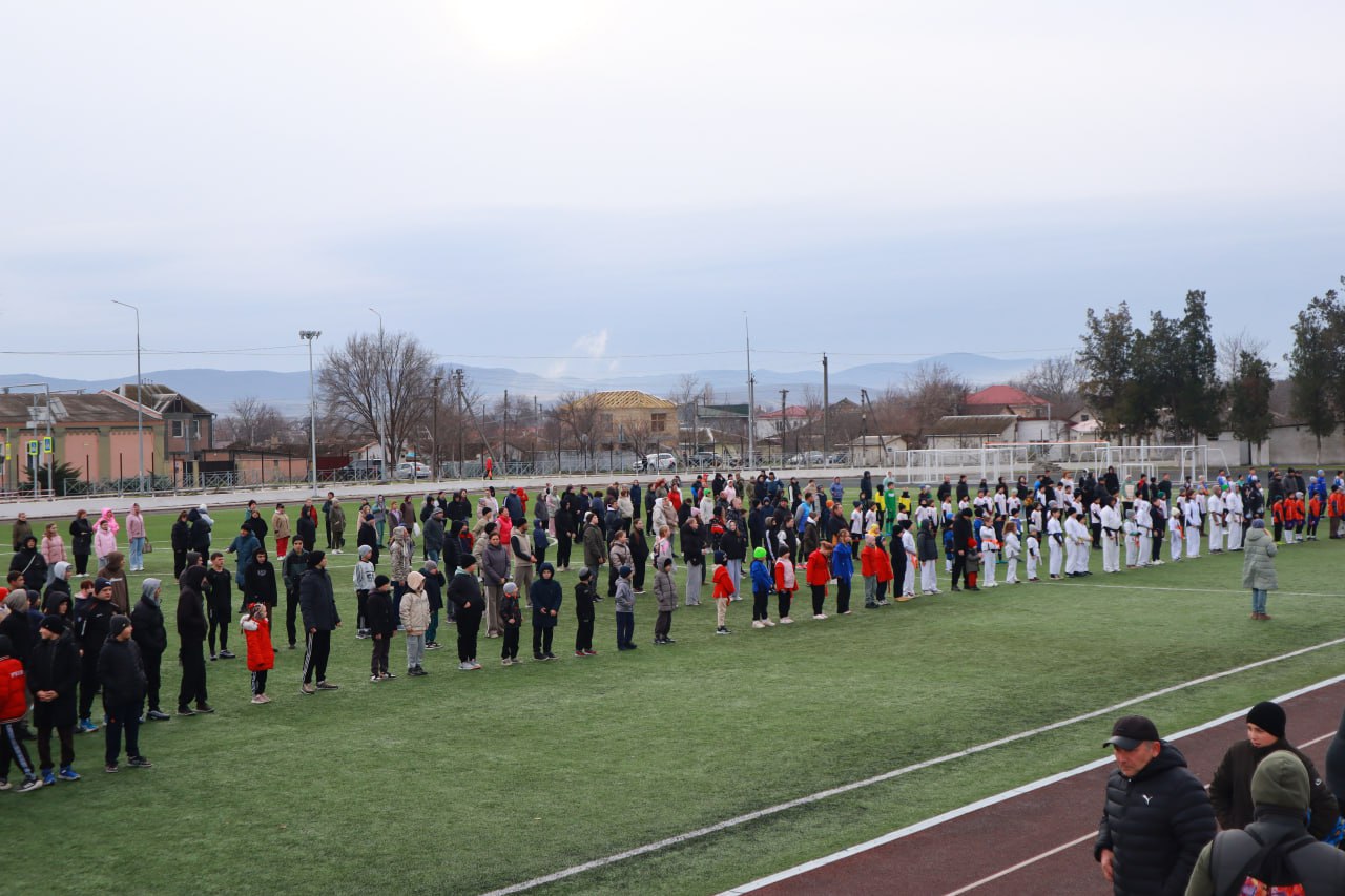 Дмитрий Чумаков: Сегодняшнее утро в Белогорске прошло по-спортивному — на стадионе «Юность» министр спорта Республики Крым Ольга Торубарова совместно с ветераном боевых действий, участником кадрового проекта «Герои Крыма»... Дмитрий Чумаков: Сегодняшнее утро в Белогорске прошло по-спортивному — на стадионе «Юность» министр спорта Республики Крым Ольга Торубарова совместно с ветераном боевых действий, участником кадрового проекта «Герои Крыма»...