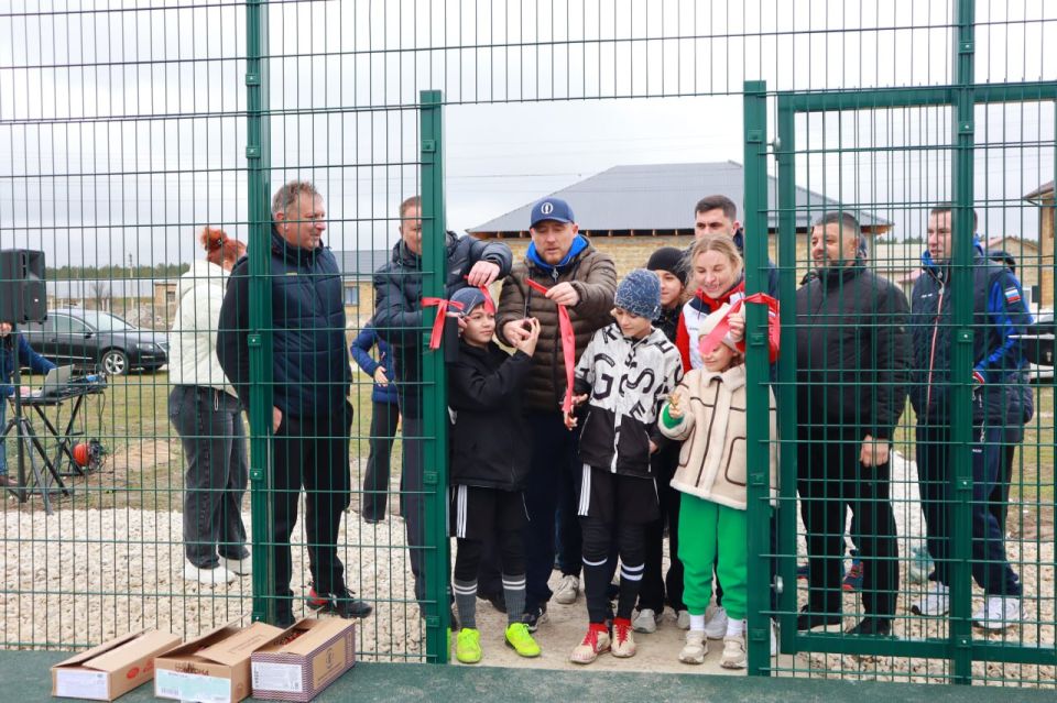 В Белогорске открыты 2 новых спортивных объекта В Белогорске открыты 2 новых спортивных объекта