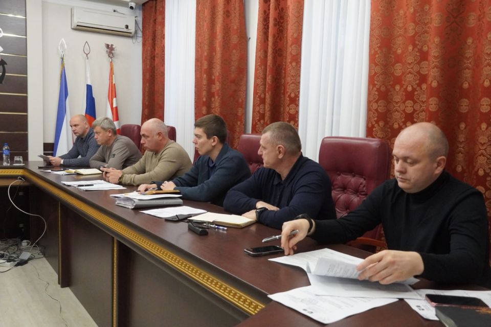 Олег Каторгин: Провел аппаратное совещание с заместителями, руководителями структурных подразделений администрации, на котором уделили внимание исполнительской дисциплине, выполнению протокольных поручений, определили задачи... Олег Каторгин: Провел аппаратное совещание с заместителями, руководителями структурных подразделений администрации, на котором уделили внимание исполнительской дисциплине, выполнению протокольных поручений, определили задачи...