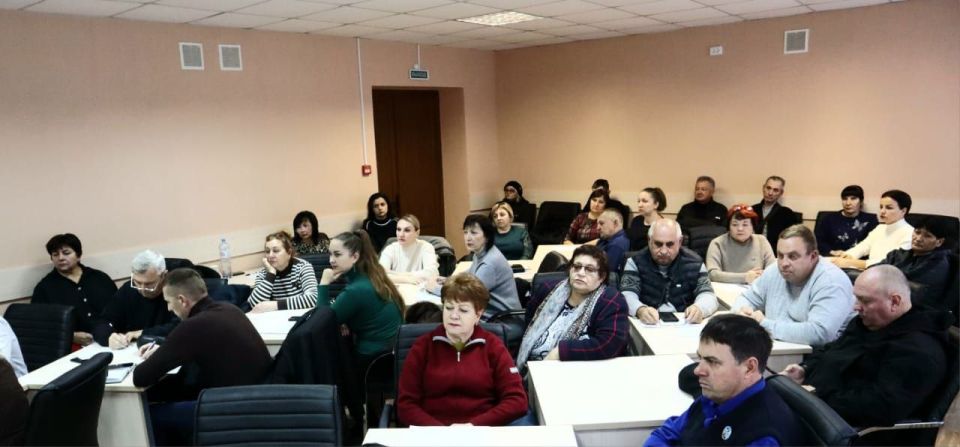 Состоялось совместное заседание постоянных комиссий Джанкойского районного совета Состоялось совместное заседание постоянных комиссий Джанкойского районного совета