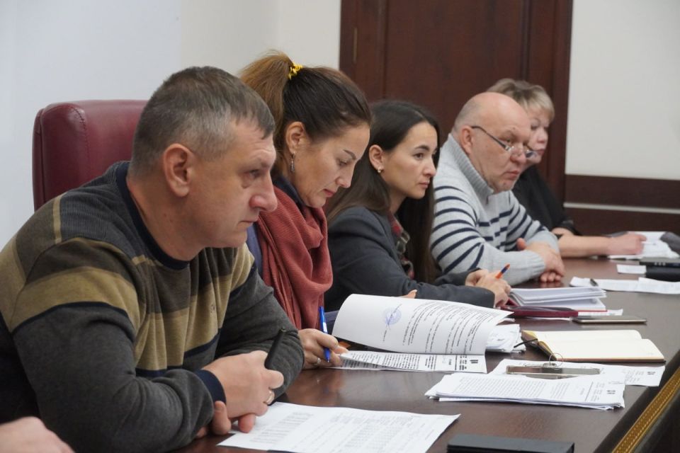 Олег Каторгин: Провел аппаратное совещание с заместителями, руководителями структурных подразделений администрации, на котором уделили внимание исполнительской дисциплине, выполнению протокольных поручений, определили задачи... Олег Каторгин: Провел аппаратное совещание с заместителями, руководителями структурных подразделений администрации, на котором уделили внимание исполнительской дисциплине, выполнению протокольных поручений, определили задачи...