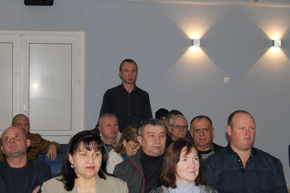 Глава администрации района Игорь Крутьков совместно с председателем районного совета Викторией Заботиной и заместителями главы администрации Еленой Рудюк, Алексеем Цюпило и Аметом Абильваповым провел еженедельное аппаратное... Глава администрации района Игорь Крутьков совместно с председателем районного совета Викторией Заботиной и заместителями главы администрации Еленой Рудюк, Алексеем Цюпило и Аметом Абильваповым провел еженедельное аппаратное...