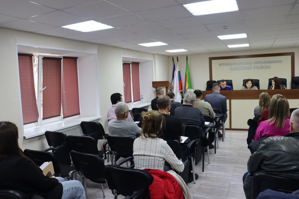 В администрации Сакского района Республики Крым прошел семинар для муниципальных служащих и директоров муниципальных учреждений Сакского района по вопросам профилактики и противодействия коррупции В администрации Сакского района Республики Крым прошел семинар для муниципальных служащих и директоров муниципальных учреждений Сакского района по вопросам профилактики и противодействия коррупции