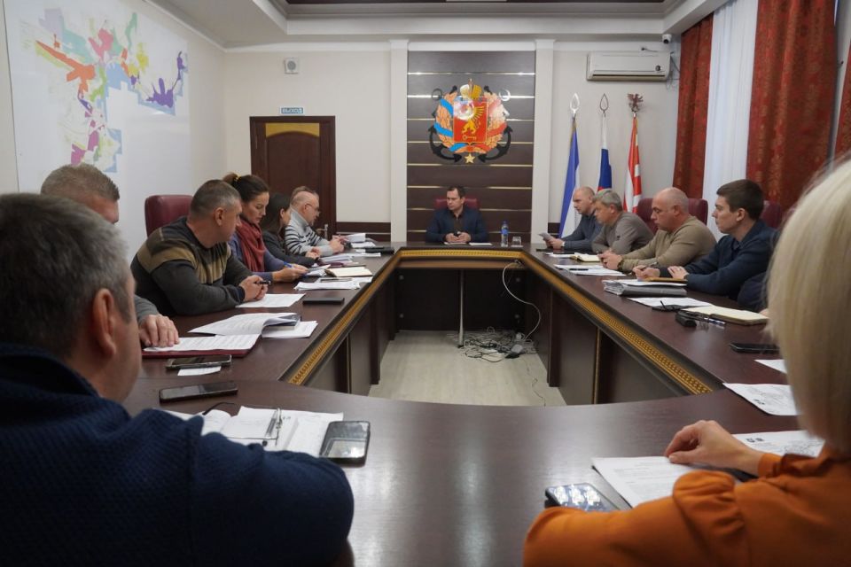 Олег Каторгин: Провел аппаратное совещание с заместителями, руководителями структурных подразделений администрации, на котором уделили внимание исполнительской дисциплине, выполнению протокольных поручений, определили задачи...