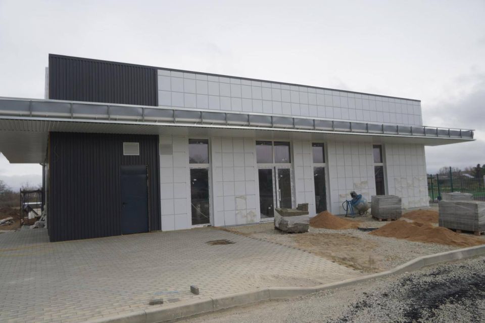 Дмитрий Чумаков: Вчера вместе с Ольгой Торубаровой посетили строящийся Физкультурно-оздоровительный комплекс (ФОК) в пгт Зуя Зуйского сельского поселения