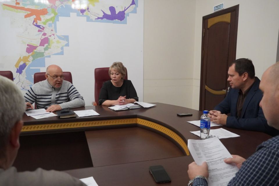 Олег Каторгин: Провел аппаратное совещание с заместителями, руководителями структурных подразделений администрации, на котором уделили внимание исполнительской дисциплине, выполнению протокольных поручений, определили задачи... Олег Каторгин: Провел аппаратное совещание с заместителями, руководителями структурных подразделений администрации, на котором уделили внимание исполнительской дисциплине, выполнению протокольных поручений, определили задачи...