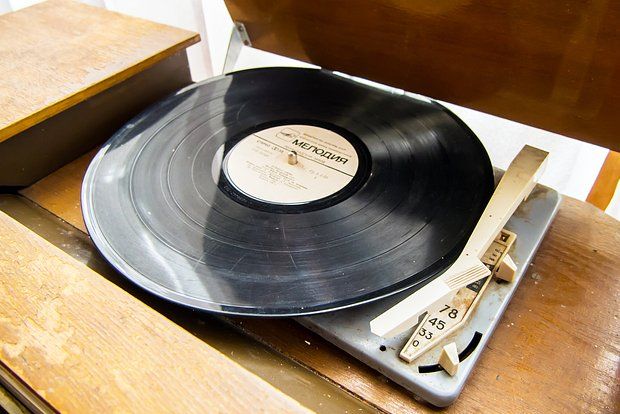 Фирма «Мелодия» возобновила производство виниловых пластинок