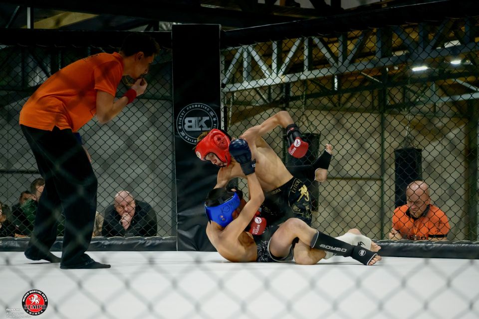 В Феодосийском округе состоялся турнир по кэмпо «Боец года 2025» В Феодосийском округе состоялся турнир по кэмпо «Боец года 2025»