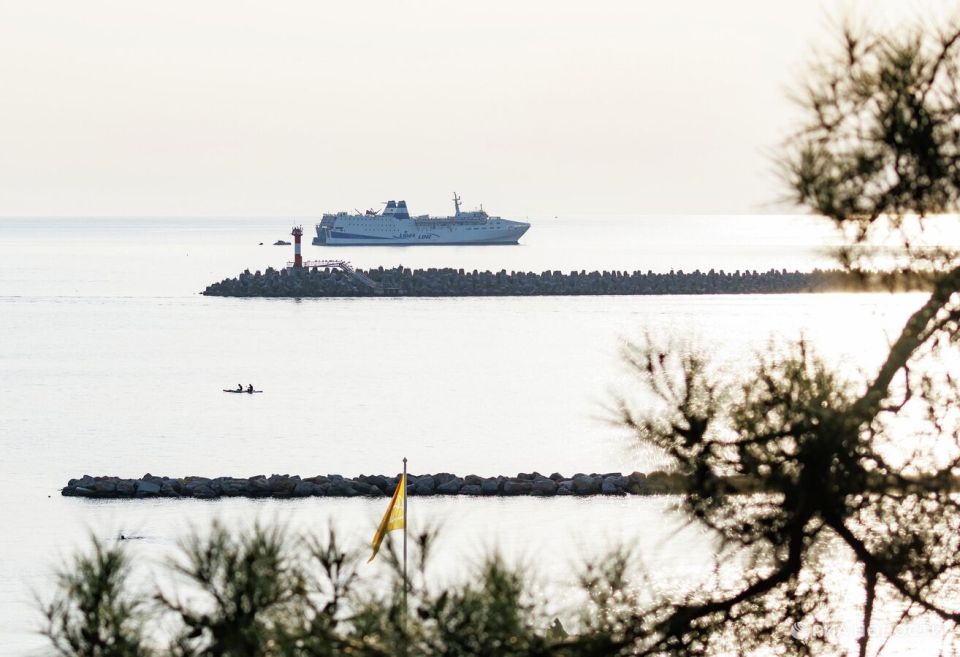 Неудачная попытка захода парома Seabridge в Сочи принесла компании убытки