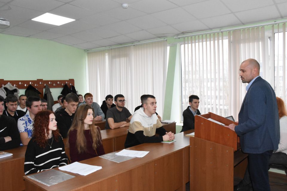 ������ �������� ��������� ��������� �� ����������������� ����������� ������������ �� ��������������� ����������� ������