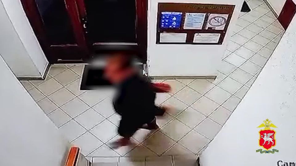 Ограбил мечеть и квартиру: в Крыму под стражу заключили серийного вора