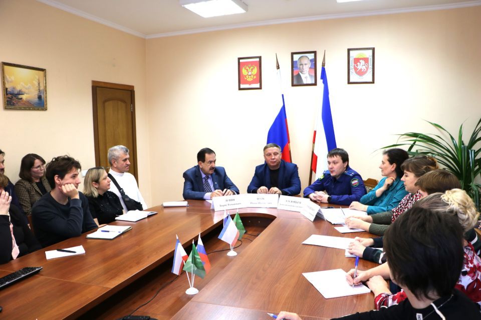 � ������� ����� �������� ������������ �������, ������������ � �������������� ��� ������ � ����������