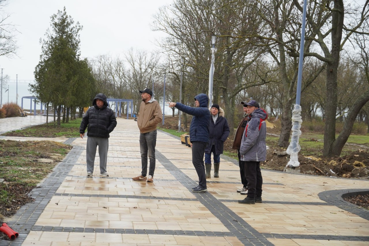 Олег Каторгин: Проинспектировал ход работ в Приморском парке Олег Каторгин: Проинспектировал ход работ в Приморском парке