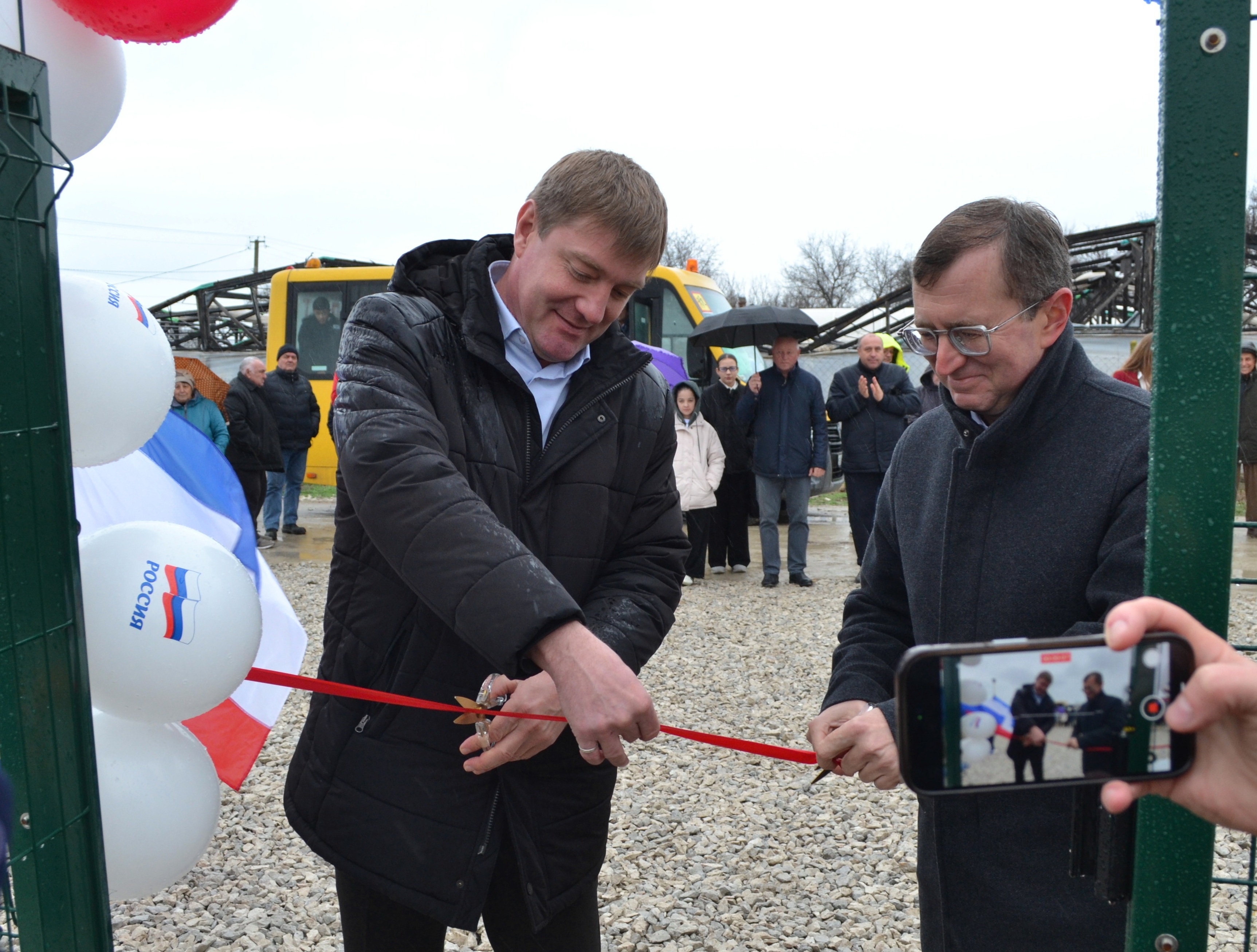 В селах Серово, Косточковка и Акимовка Нижнегорского района состоялся торжественный пуск газа В селах Серово, Косточковка и Акимовка Нижнегорского района состоялся торжественный пуск газа